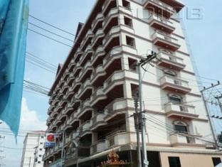 Tassanee Garden Lodge Pattaya - Hotel Building